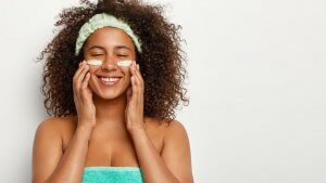 Read more about the article 5 dicas para cuidar de sua pele no verão