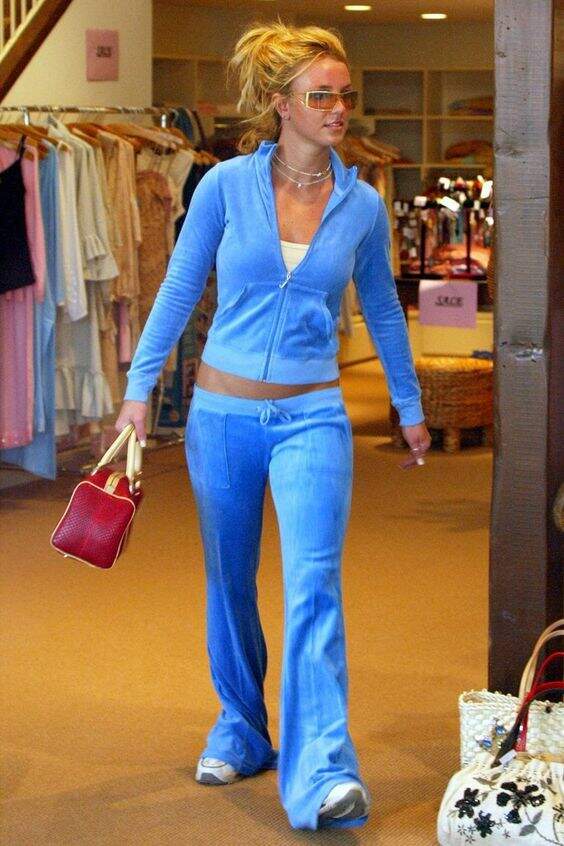 conjunto-paris-hilton