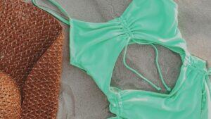 Leia mais sobre o artigo Tendências de Moda Verão 2026: peças Hiroshima, LARC e Narval que prometem vender o ano todo